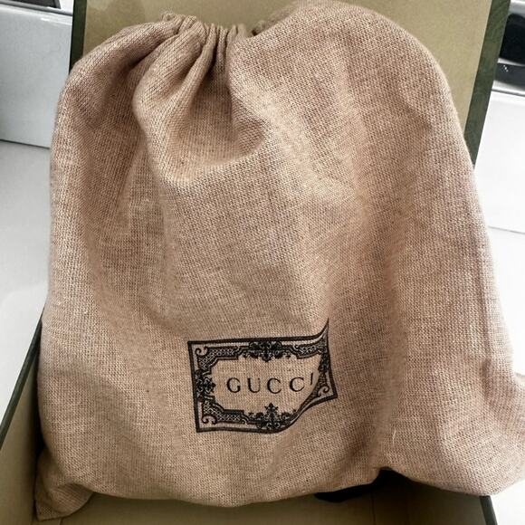 Authentic Gucci belt new never worn measures 32”| 1.5” wide - Picture 5 of 16